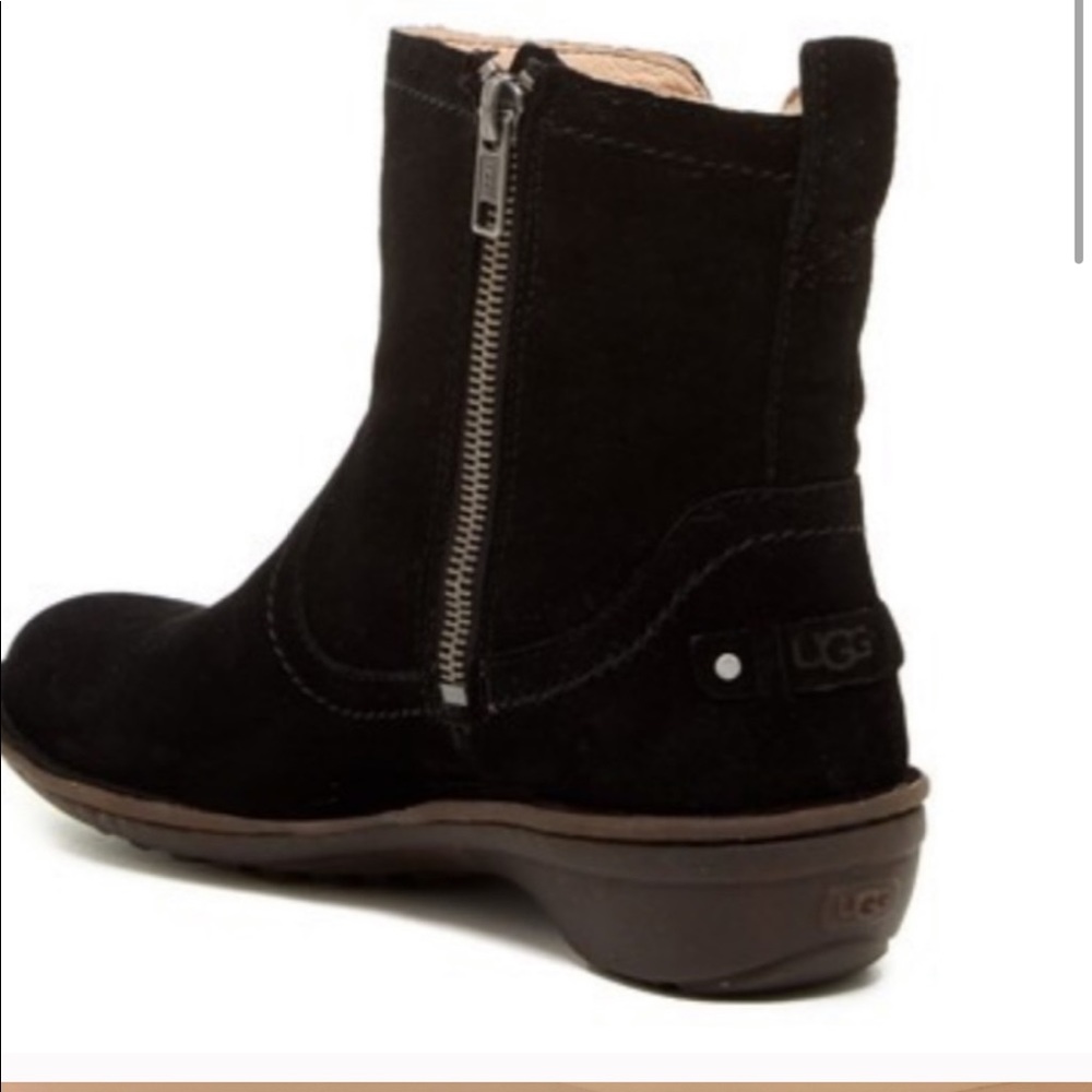 Ugh Neevah Bootie size 6 - Picture 2 of 8